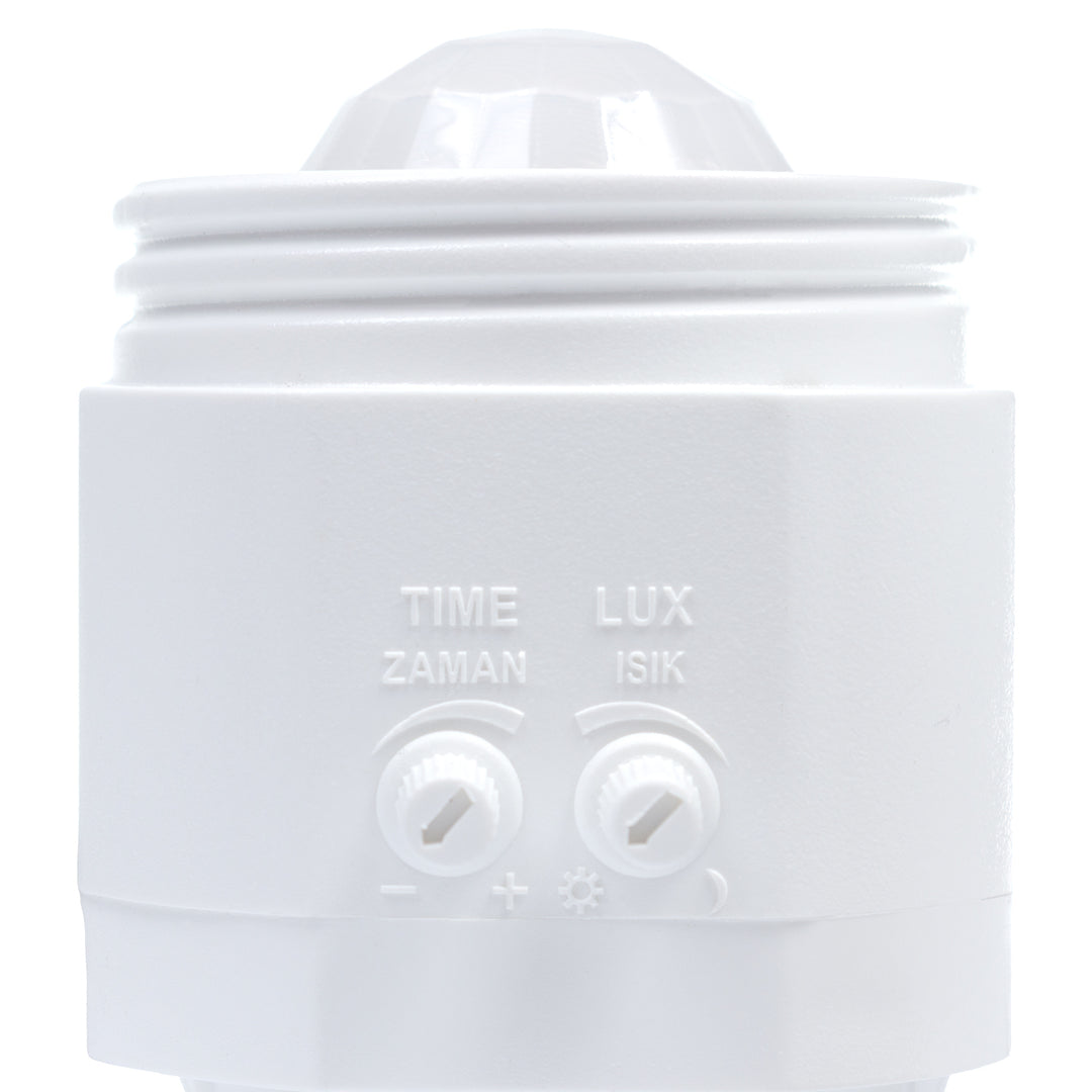 Mennyezeti plafond PIR érzékelővel és cserélhető fényforrással 2x max 40W E27 kupakkal, 220-240V~ 50/60Hz MCE324
