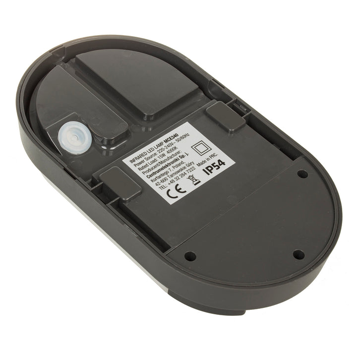 Infravörös mozgásérzékelő LED lámpa MCE340 GR 1100lm 15W IP54 Maclean Energy szín szürke, szín természetes fehér (4000K)