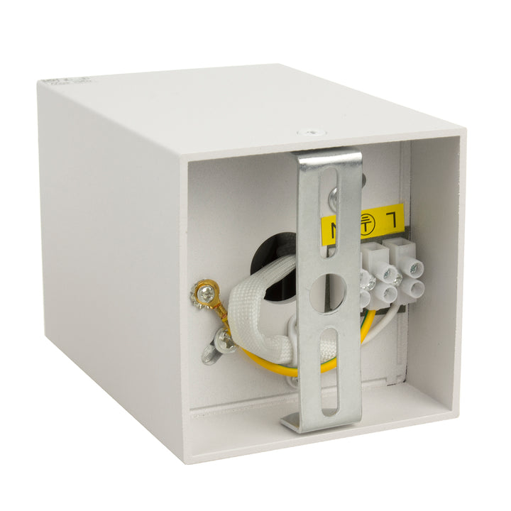 Felszíni halogén spotlámpa GU10 MCE426 W, fehér, 80x80x115mm, szögletes, alumínium, négyzet alakú