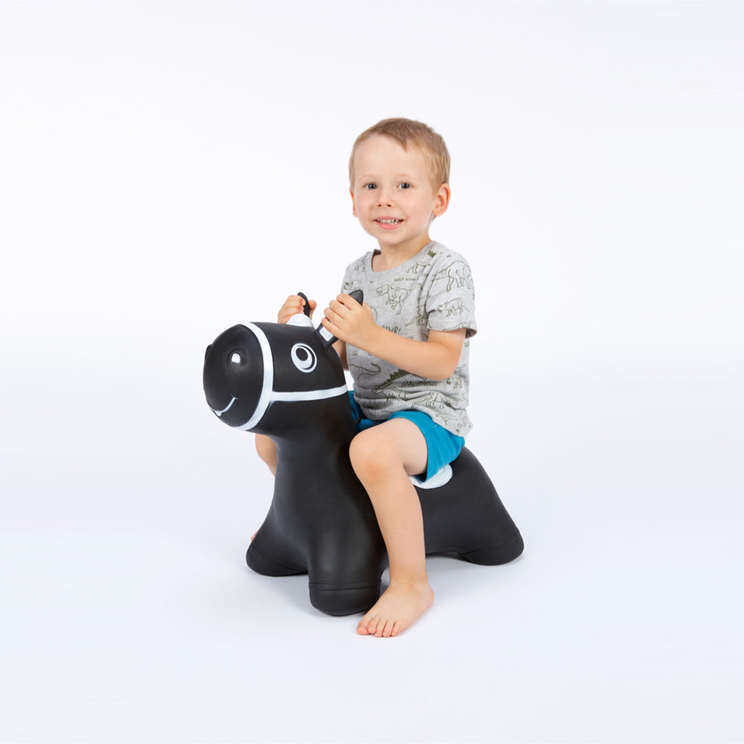 Hoppimals gumiugró ló fekete - hatalmas és egyedi ugrálós móka