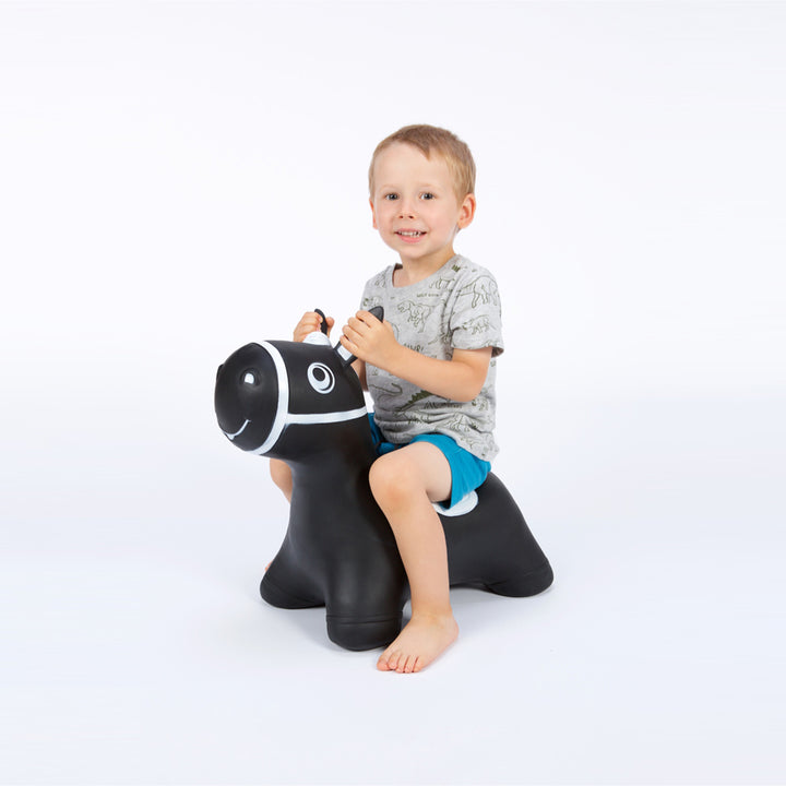 Hoppimals gumiugró ló fekete - hatalmas és egyedi ugrálós móka