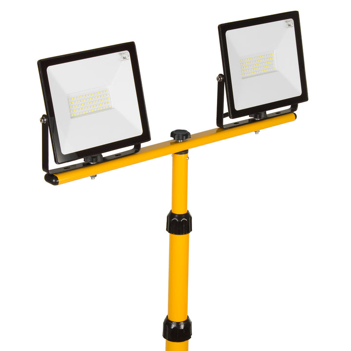 Maclean Energy stand munkaállvány 2 LED reflektorhoz Sárga, sárga színű, acélból készült, max. magasság 1,5 m MCE583