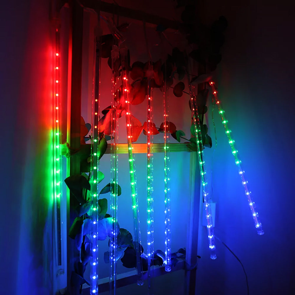Maclean napelemes LED világítás, 2,4 m hosszú, 144 LED, 8 RGB jégcsap, leeső jégcsap üzemmód, Li 800mAh akkumulátor, MCE412