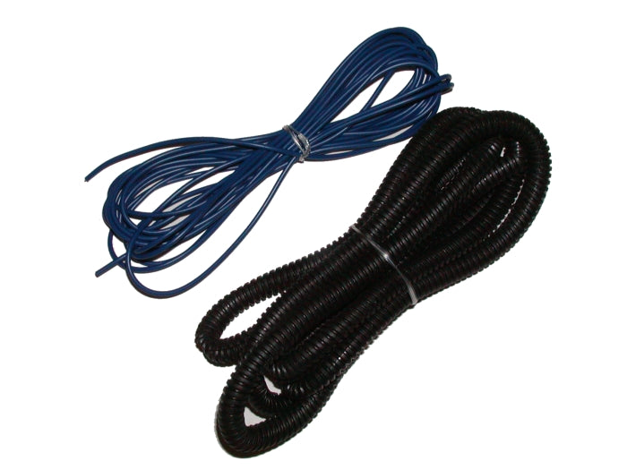 A Zi0413 Peiying erősítő kábelcsaládja, amely lehetővé teszi például a mélysugárzó, audioerősítő csatlakoztatását.