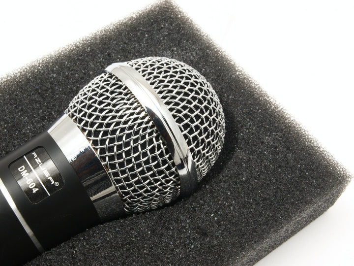 Dinamikus mikrofon Rebel DM-604 + tok, kábel XLR - Jack 6,3 mm