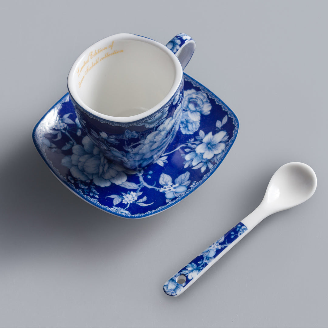 Egyedi porcelán készlet, melyet a művészet időtlen design ihletett