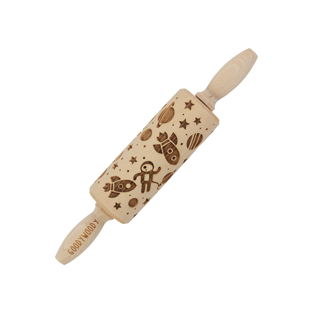 Goody Woody gravírozott süteményhenger, 23,5 cm, bükkfa, kozmosz mintával