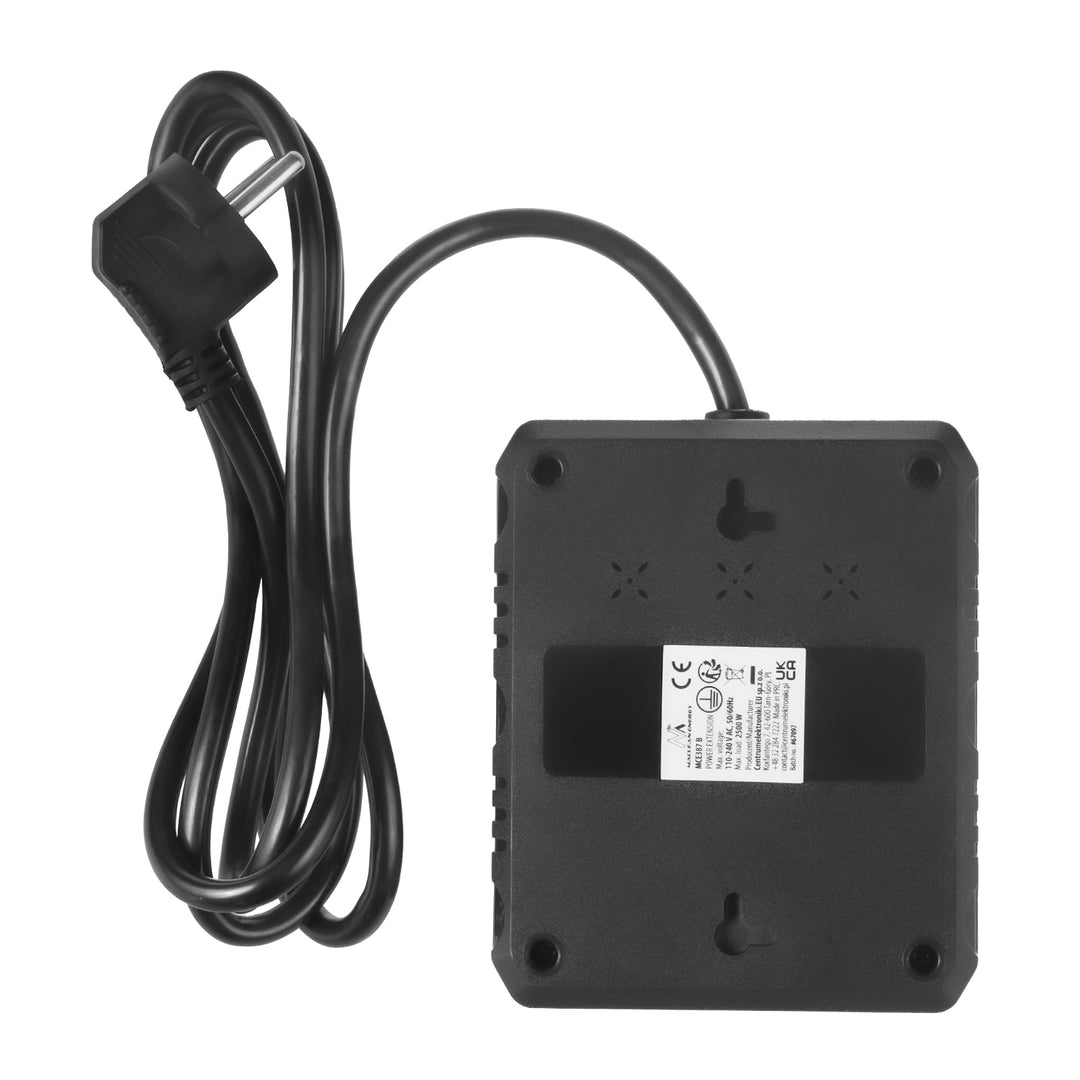 Maclean konnektor, 2 csatlakozós hosszabbító kábel + 3xUSB, 110-240V AC 50/60Hz, 2.1A max 2500W, 1.5m, fekete, MCE387 B