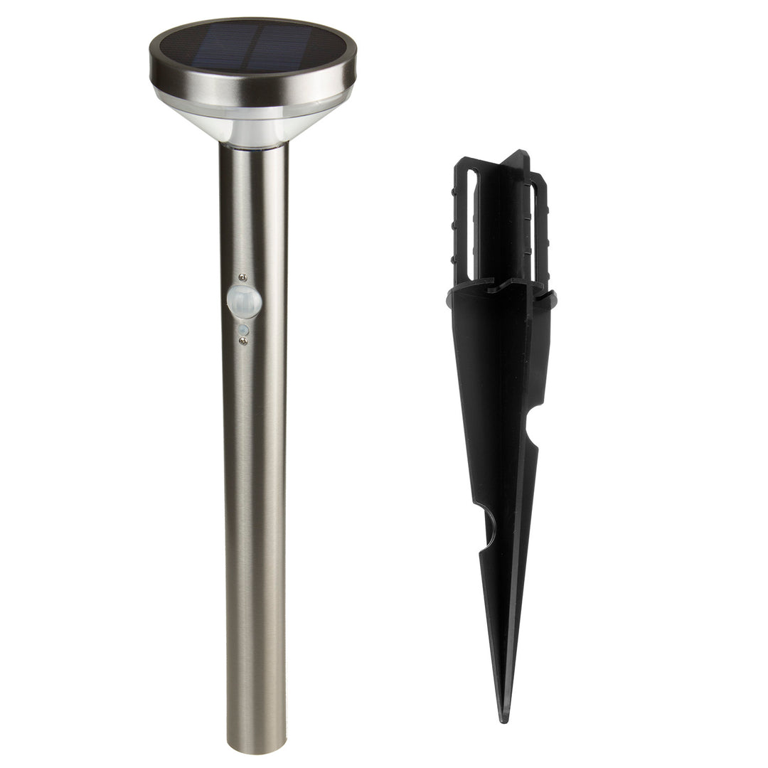 Maclean napelemes LED lámpa, érzékelővel, 3 üzemmód, dugaszolható, Li-ion 18650, IP44, 3.7V, 1200 mAh, króm matt, MCE465 C/M, 6 db.