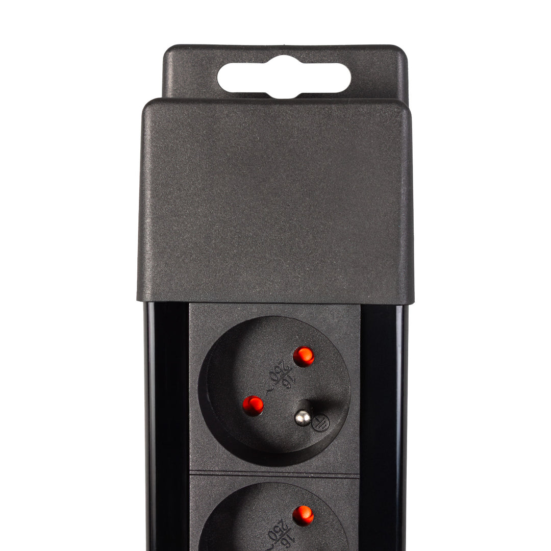 Power strip 8 aljzat megvilágított kapcsoló gyermekvédelem