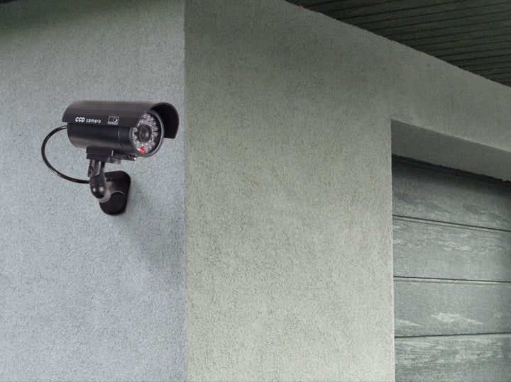 IR9000 B Dummy fényképezőgép infravörös és LED dummy kamerával Ingyenes matrica: FIGYELEM - Lánctalpas eszköz