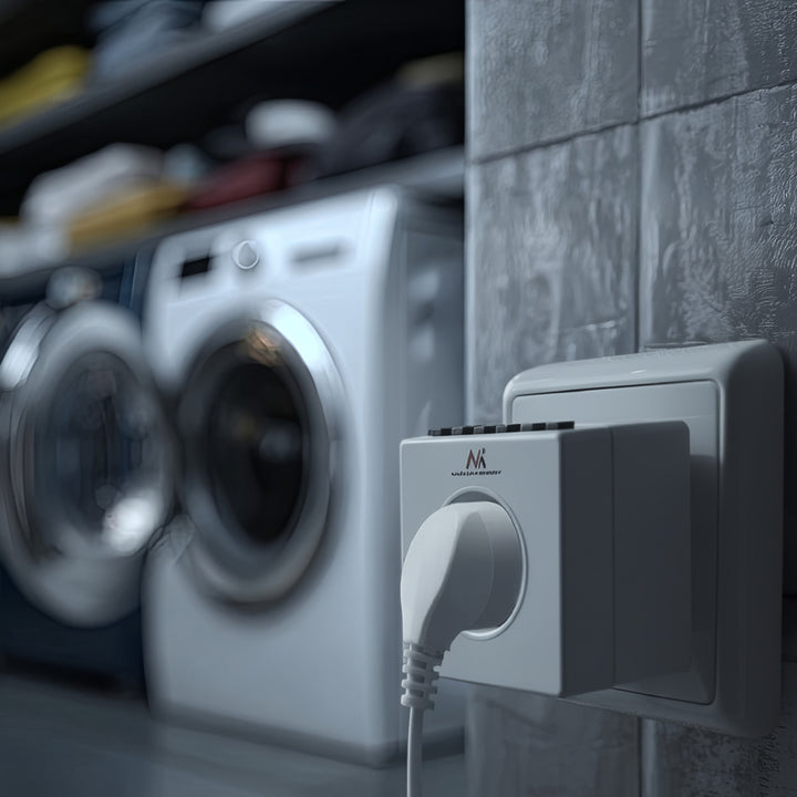Programozható digitális időzítő Schuko 3600W max 156 program Maclean Energy MCE30