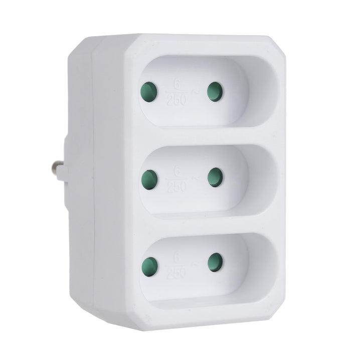 Maclean Energy MCE212 3x6A hármas lapos aljzat, univerzális dugó