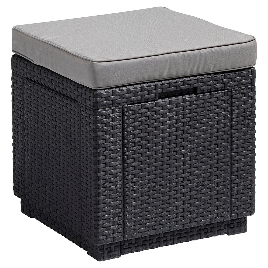 Cube párnával