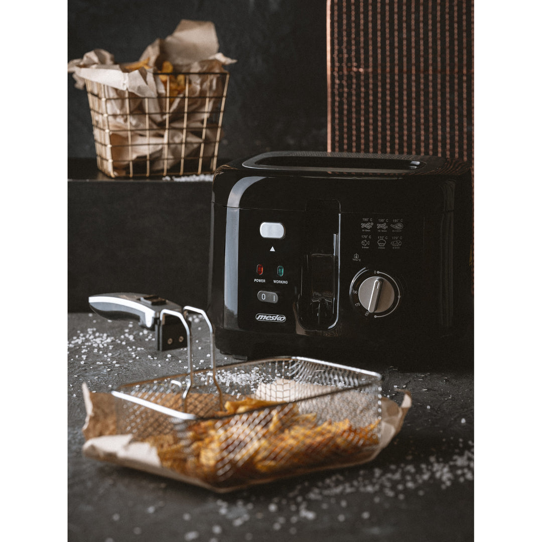 Mesko MS 4908 1800 W 2,5 literes tartály Mesko MS 4908 1800 W 2,5 literes tartály