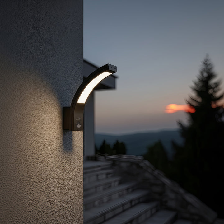 Infravörös mozgásérzékelő LED lámpa MCE244 750lm 10W IP54 Maclean Energy 750lm 10W
