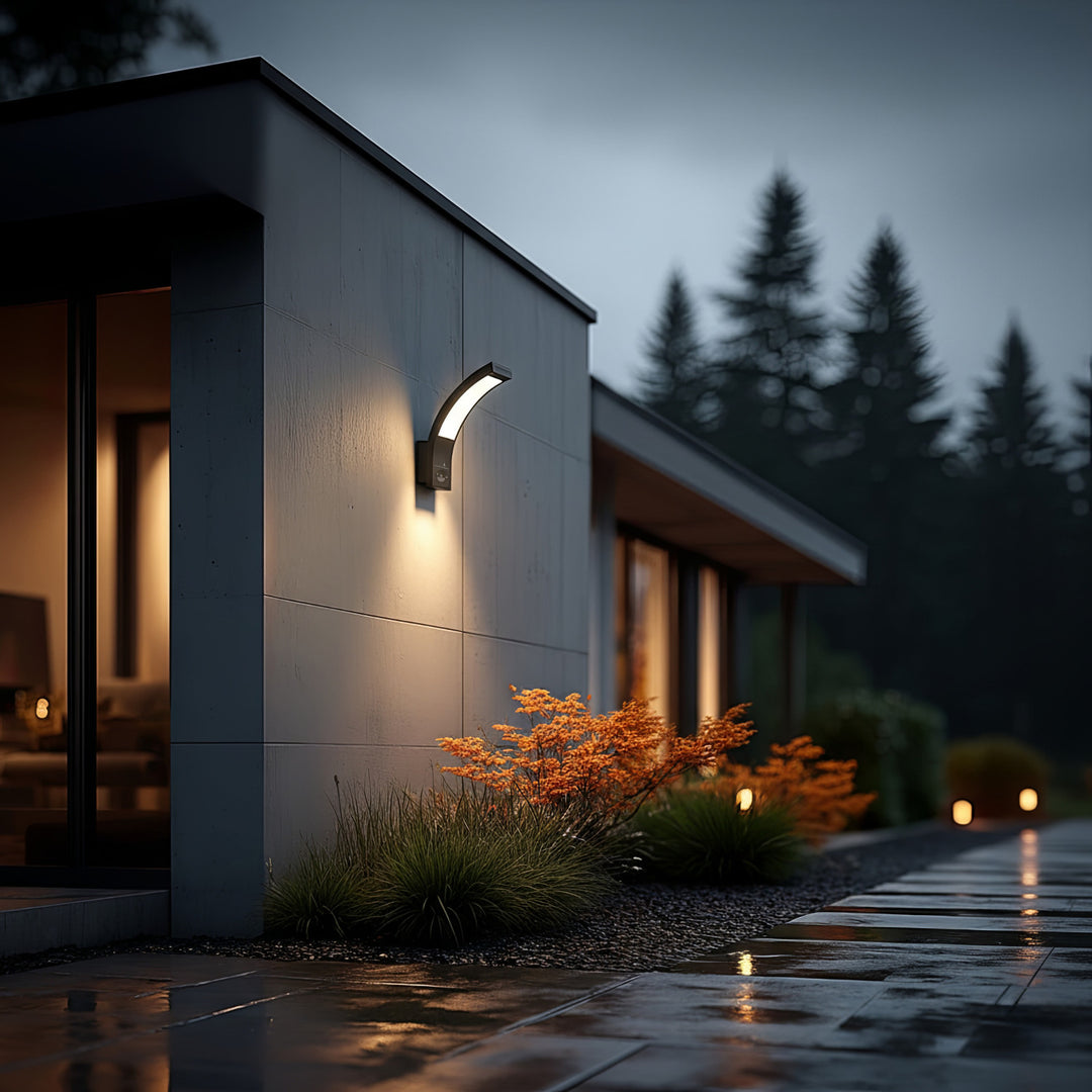 Infravörös mozgásérzékelő LED lámpa MCE244 750lm 10W IP54 Maclean Energy 750lm 10W