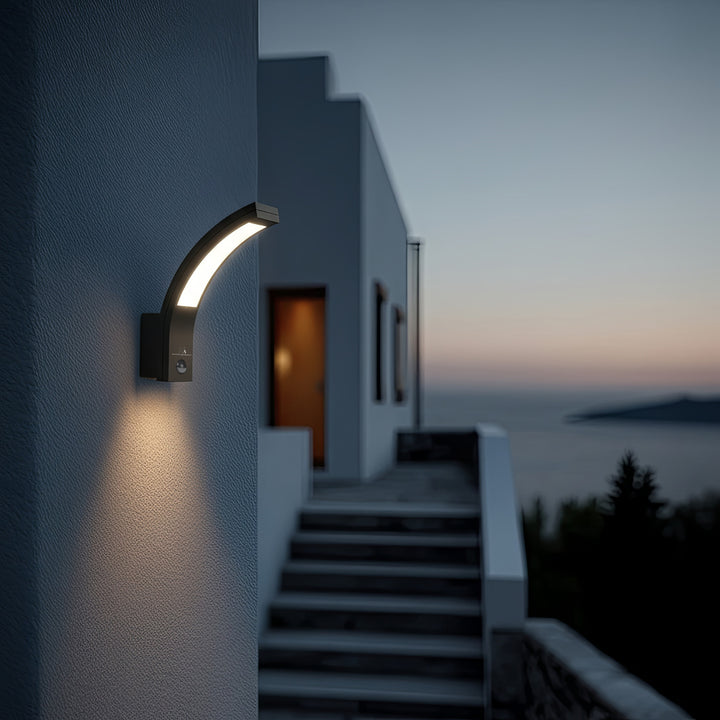 Infravörös mozgásérzékelő LED lámpa MCE244 750lm 10W IP54 Maclean Energy 750lm 10W