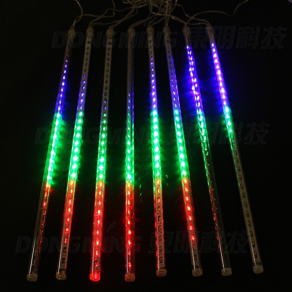 Maclean napelemes LED világítás, 2,4 m hosszú, 144 LED, 8 RGB jégcsap, leeső jégcsap üzemmód, Li 800mAh akkumulátor, MCE412