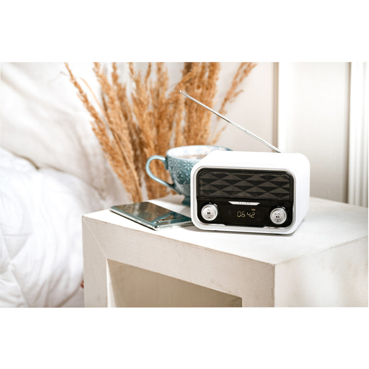 Rádió FM Bluetooth 1800 mAh SD USB MP3 AUX LCD Adler AD 1185