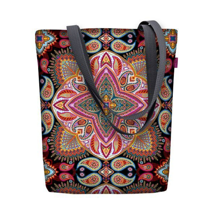 Vászon válltáska, cipzárral záródó, méretei 36x40 cm, pöttyös mintával