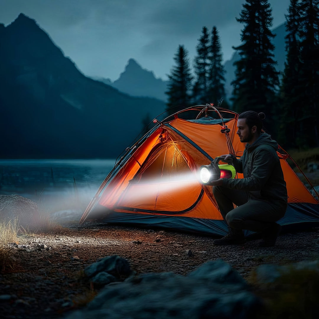 LED-es zseblámpa 3in1 Maclean, powerbank funkció, 3 fénymód, 5W XM-L-T6, hideg fehér 6500K, 3.7V 3x18650, 4500mAh, MCE345