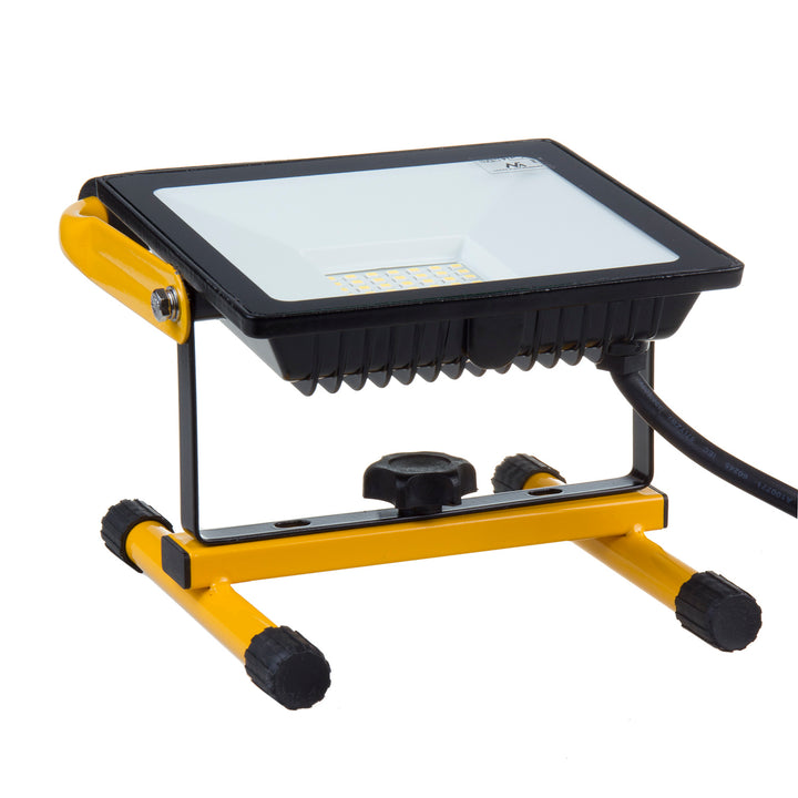 Halogén fehér meleg Maclean MCE550 4000 lm 50 W + állvány