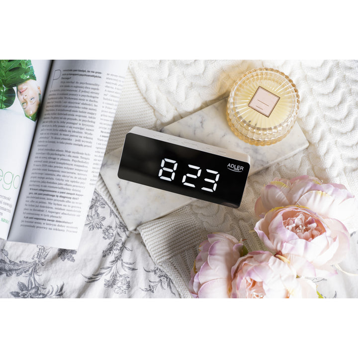 Ébresztőóra LED kijelzővel és hőmérővel Adler AD 1189 W