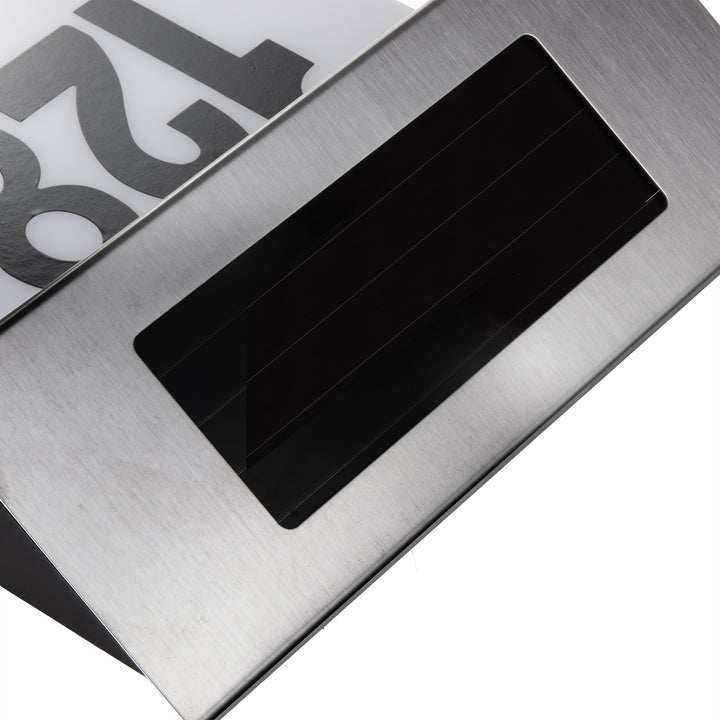 Napelemes LED lámpa Maclean házszámmal, IP44, 1W, 60lm, 6000K, 600 mAh újratölthető akkumulátor, 2,5V DC 70mA, MCE423