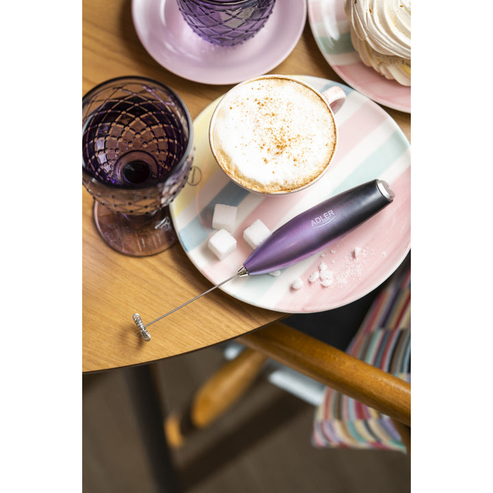 Adler tejhabosító, állvánnyal, lila és fekete, AD 4499