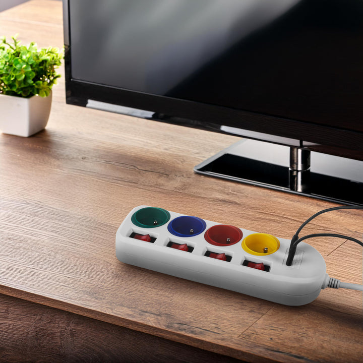 Maclean konnektor, 4 csatlakozós hosszabbító kábel + USB A/C, kapcsolókkal, 250VAC/10A, 1,5m, fehér, MCE508 W