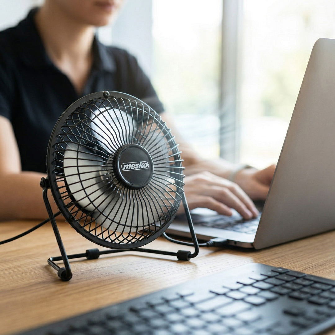Mesko asztali ventilátor, 15 cm átmérőjű, USB-ről táplált, függőleges oszcillációval, MS 7322