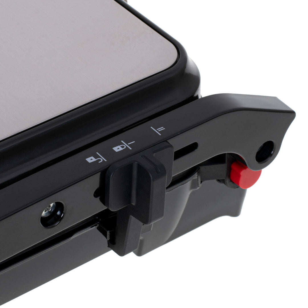 Camry elektromos grill, nagy felület 28x23 cm, hőmérséklet-szabályozás, maximális teljesítmény 2500 W, CR 3053