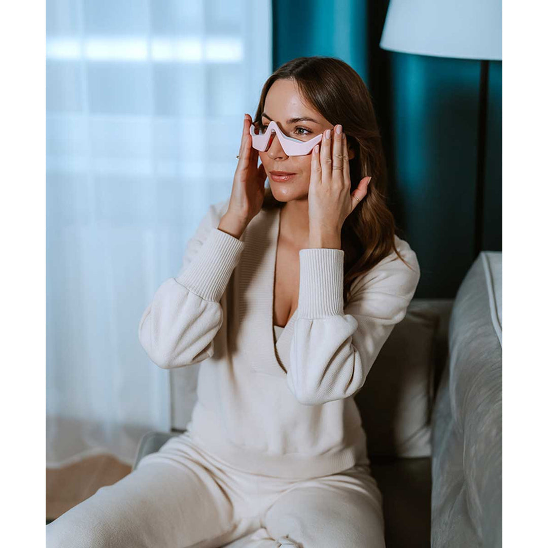 Szemkörnyék masszírozó, 2 üzemmód, 3 intenzitási szint, IllumiEyes Therapy