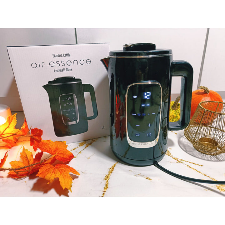 Air Essence LuminaTi Black MAX elektromos vízforraló klór- és vízkőmentesítési funkcióval, 2200W, 1,5L űrtartalom