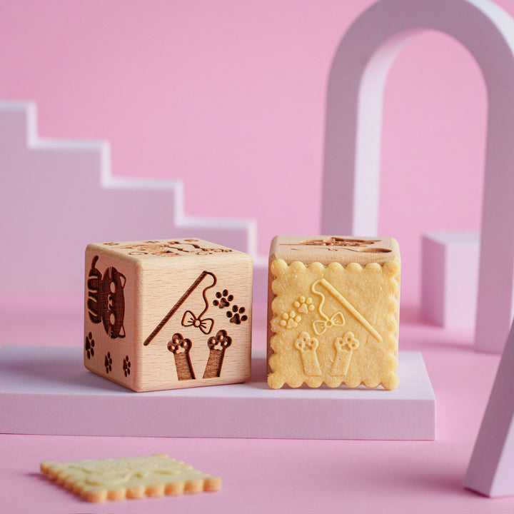 Goody Woody gravírozott tortakocka, 6 cm, bükkfa, 6 minta, macskák