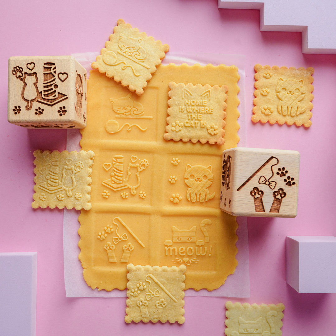 Goody Woody gravírozott tortakocka, 6 cm, bükkfa, 6 minta, macskák