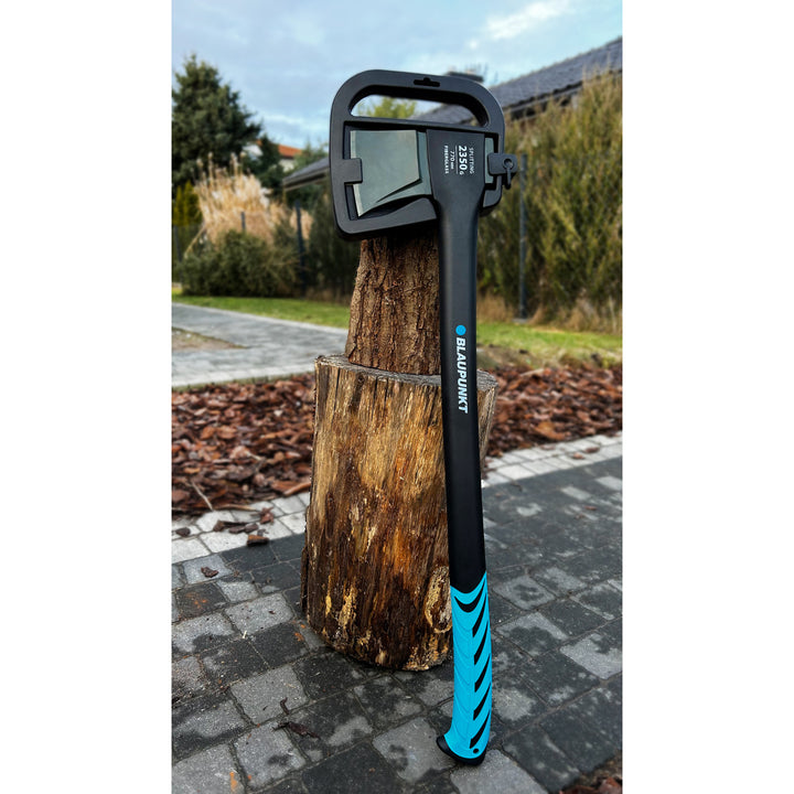Blaupunkt hasítóbalta, ütéscsillapító és csúszásmentes nyél, tapadásmentes bevonatú penge, egyenletes egyensúly, AX2650PRO