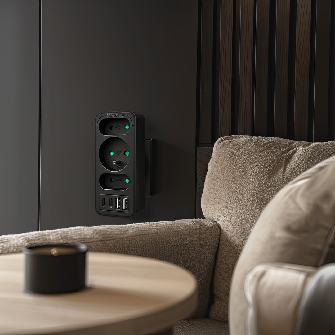 Áramkimenet x3 + 4xUSB Maclean, 3-aljzatos elosztó, 2xUSB A, 2xUSB C PD 20W, 1x16A + 2x6A, MCE248 F/B, 2 db.