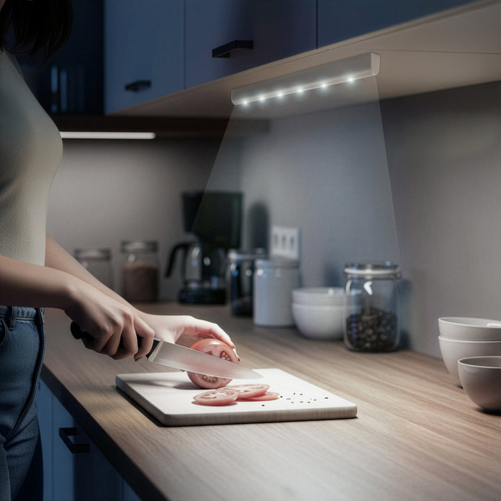 Maclean 6LED konyhai szekrény alatti lámpa, hosszúkás, mozgásérzékelővel, 5xAA, MCE123 + 5x AAA alkáli elem Varta Industrial