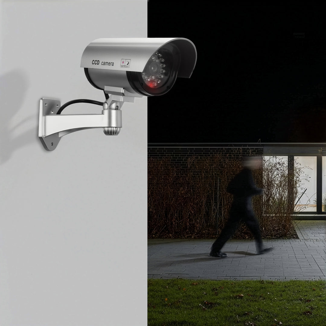 Dummy kamera villogó LED IR1100 S IR külsővel + 2x Varta Industrial AA elemekkel