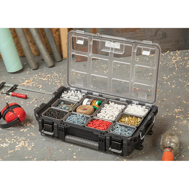 Keter ROC Pro Gear 1.0 szerszámtároló, több mint 13 literes űrtartalom, átlátszó és strapabíró fedél, por- és vízálló tömítés, fém reteszek, 257190