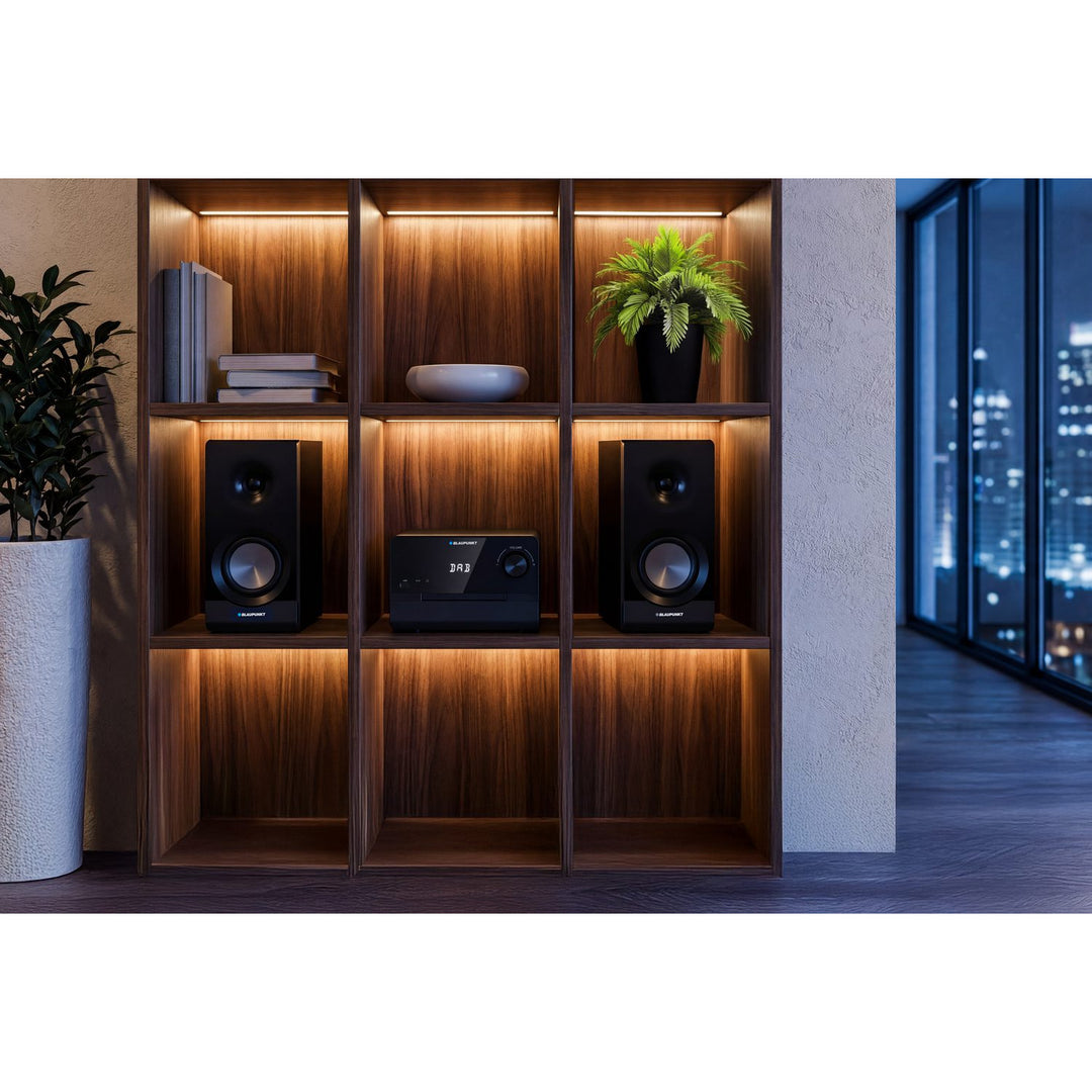 Blaupunkt mikrorendszer, 100 W RMS teljesítmény, DAB+ tuner, LED kijelző, FM rádió, teleszkópos antenna, HDMI ARC csatlakozó, CD/MP3/USB/BT, óra riasztási funkcióval, MS49DAB