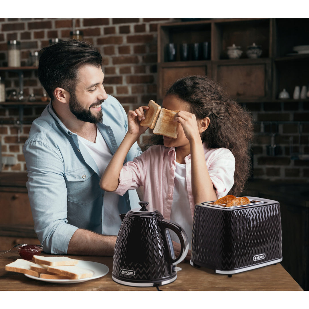 Eldom elektromos vízforraló, fekete, 2000 W teljesítmény, 1,7 l űrtartalom, vízszintjelző, hálós szűrő, C265C