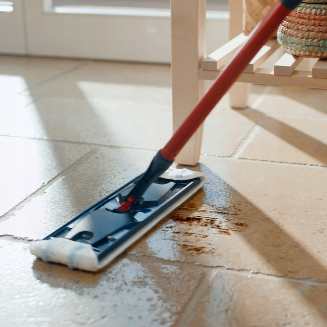 Vileda H2prO lapos felmosó, 100% szeparáció a tiszta és a szennyezett víz között, két tartály, 3 mikroszálas betét, 360°-os csúcs, 175774