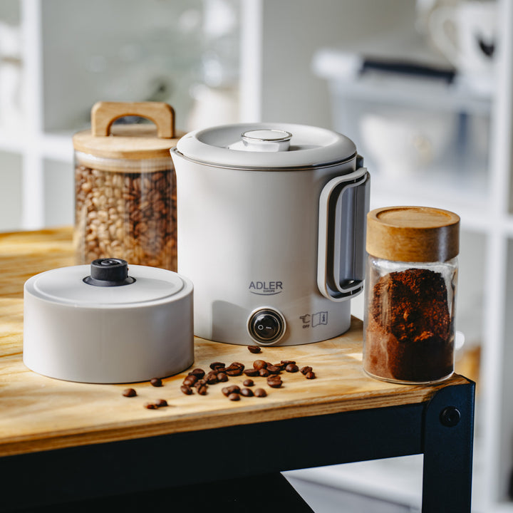 Adler elektromos vízforraló, utazó vízforraló, dupla falú, 0,8 l űrtartalom, max. teljesítmény 650 W, szürke, AD 1388