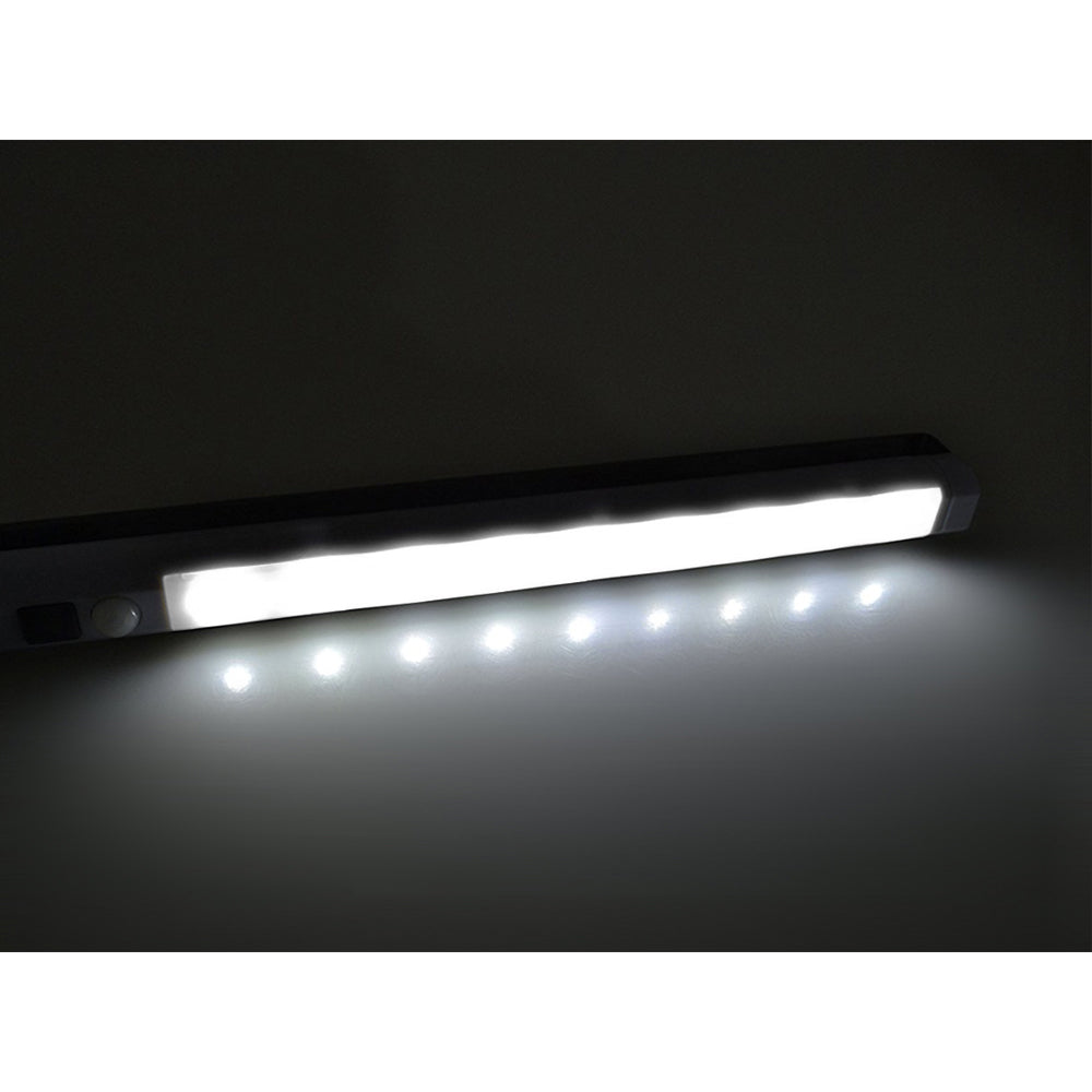 2 db Maclean LED konyhai lámpa, szekrény alá szerelhető, 9 SMD-vel, elemes, PIR-érzékelős be-/kikapcsolóval, MCE166 + 6 db R-06/AA/LR06 1,5 V-os VARTA Longlife Power elem