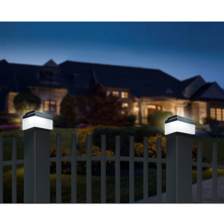GreenBlue LED-es napelemes oszloplámpa, 60x60 mm, boríték alakú tető, GB126, 2 db