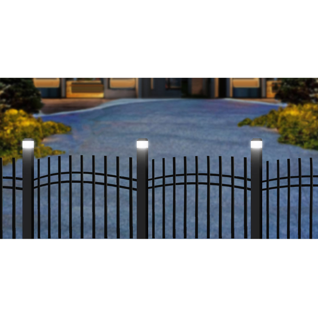 GreenBlue LED-es napelemes oszloplámpa, 60x60 mm, boríték alakú tető, GB126, 2 db