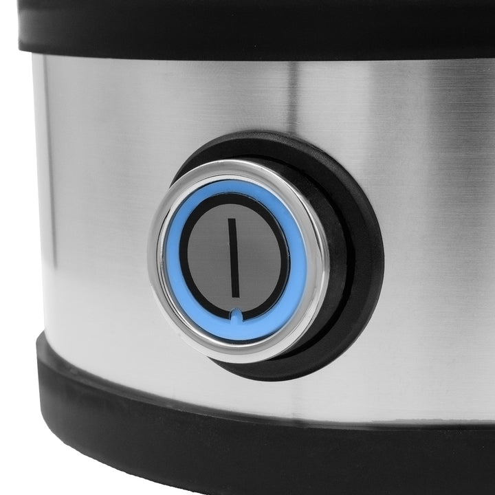 GreenBlue rozsdamentes acél tojásfőző, 200 W teljesítmény, legfeljebb 7 tojáshoz, mérőkanál, 220–240 V~, 50/60 Hz, GB357